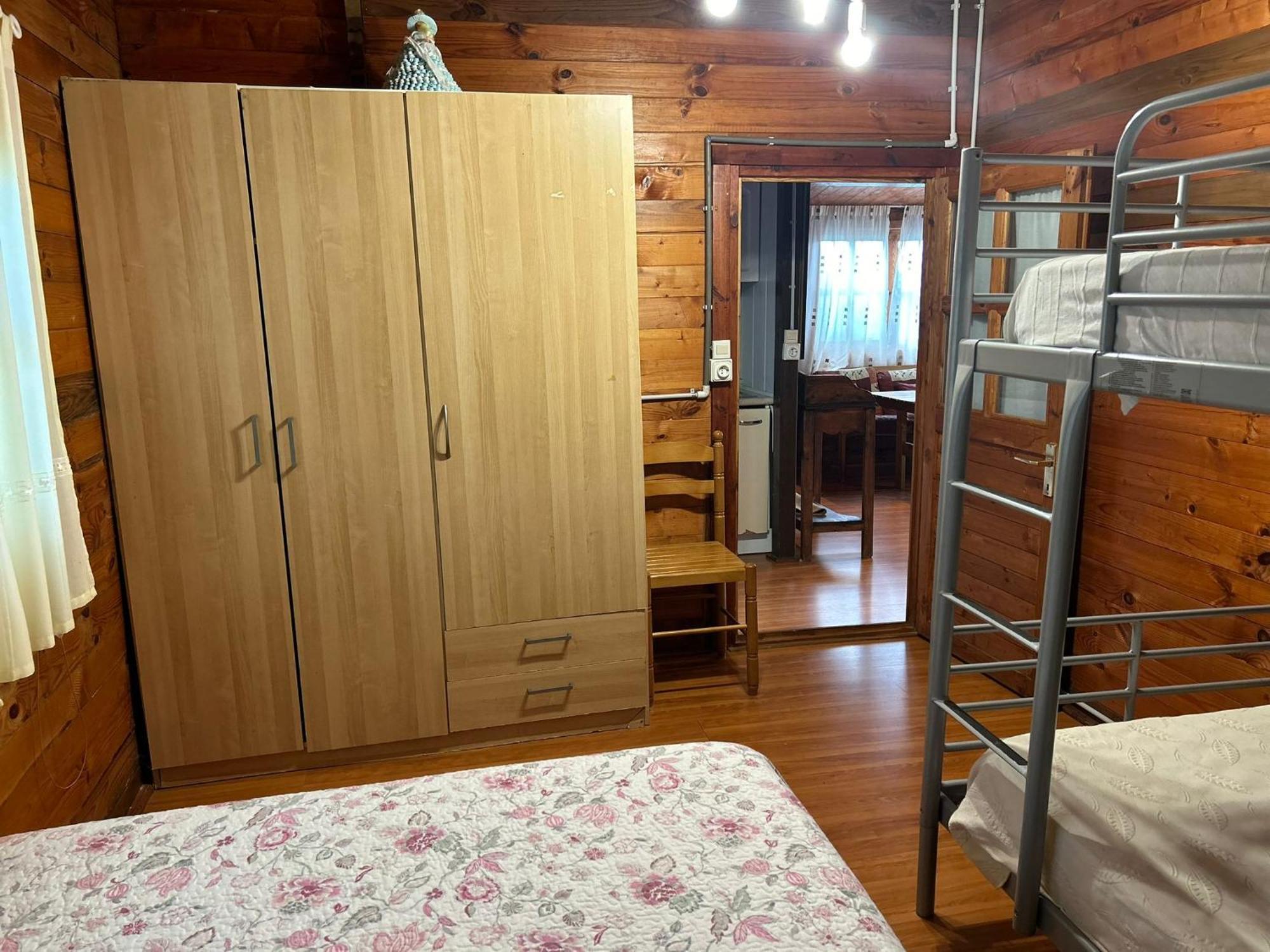 Camping A Grandella El Franco Chambre photo